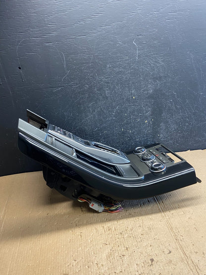2010-2013 Land Rover Sport Center Climate Console Control Shifter Trim AE4170 DG2