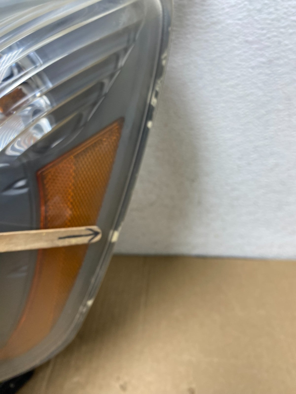 2009 to 2013 Honda Fit Left Driver LH Side Headlight Halogen AG2302 DW5