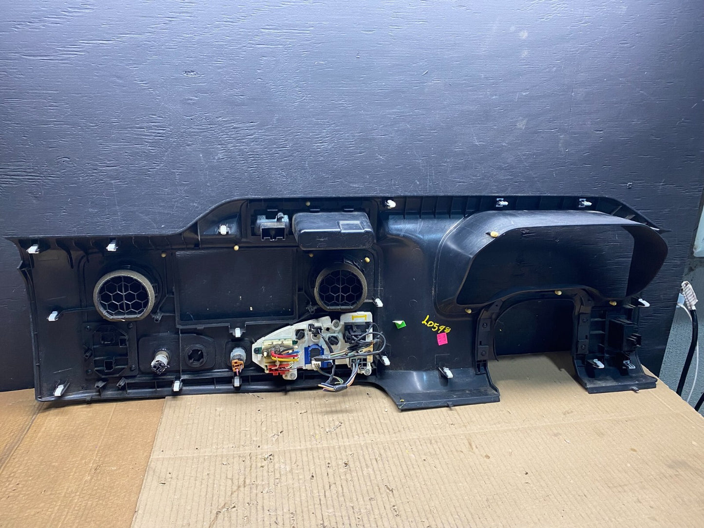 2009 - 2014 Ford E150 E250 Gauge Speedometer Cluster Radio Bezel Trim L0598 DG3