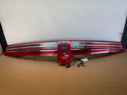 2010 to 2019 Lincoln Mkt Trunk Center Tail Light Panel Camera ag0785 DG0
