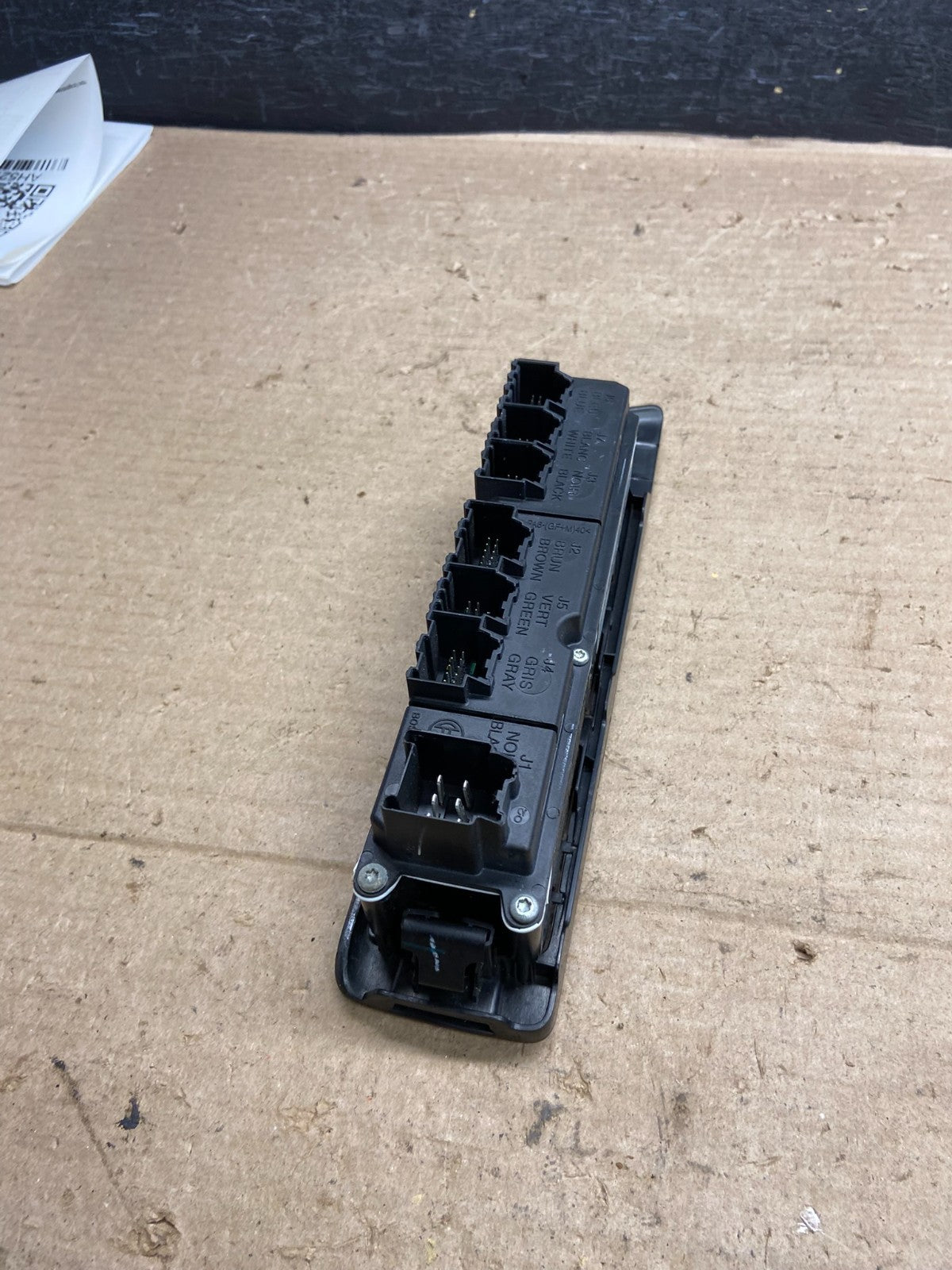 2007-2013 Chevy Suburban Tahoe Yukon Front Left Driver Window Switch AH5266 DG3