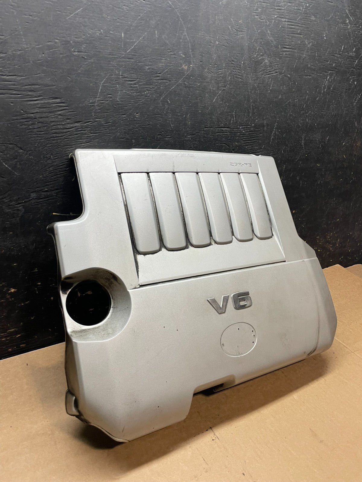 2008 to 2010 Toyota Highlander Top Engine Cover Lid Y9481 DG1