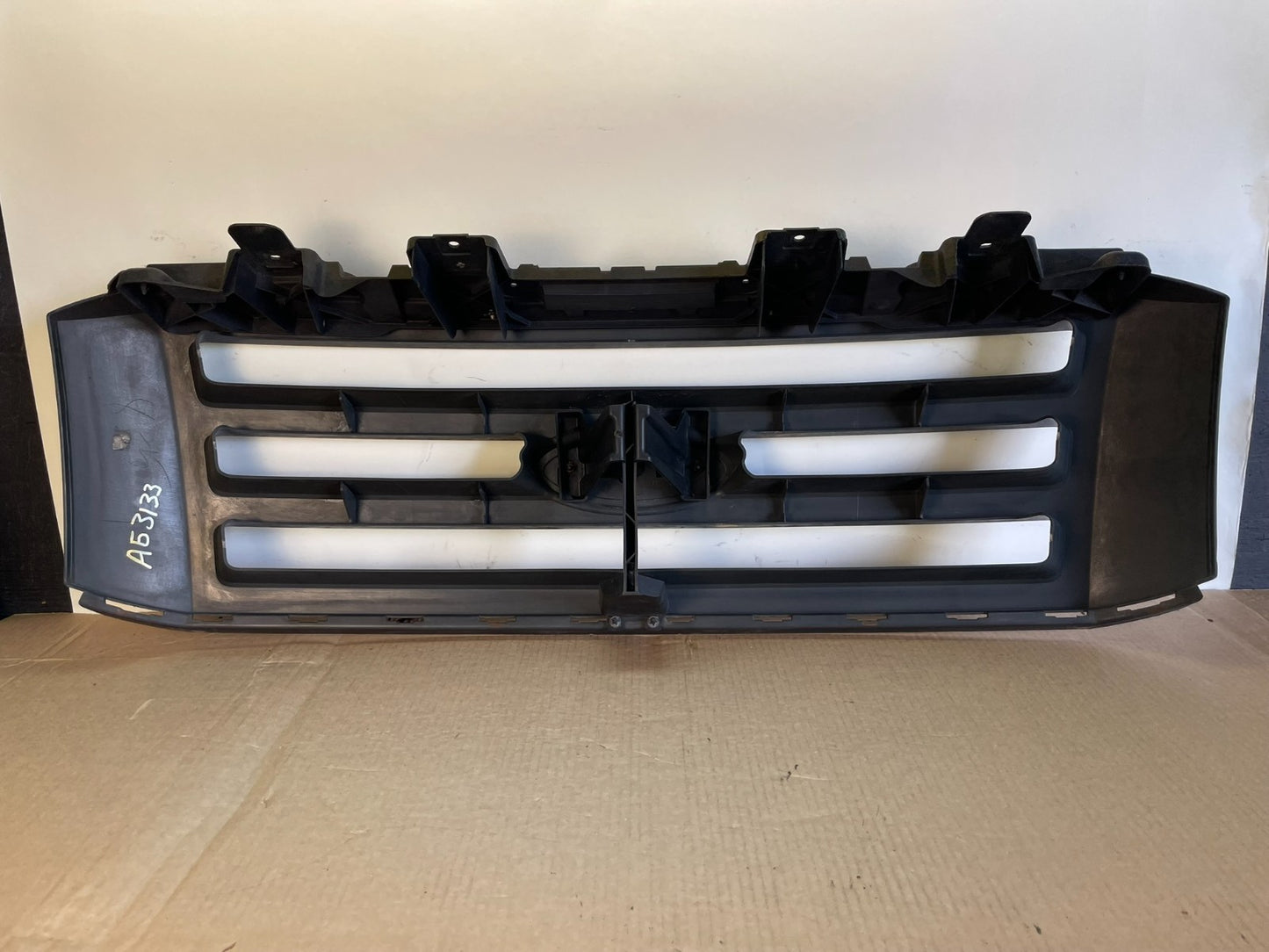 2007 to 2014 Ford Expedition Front Upper Chrome Grill Grille AG3133 DG5