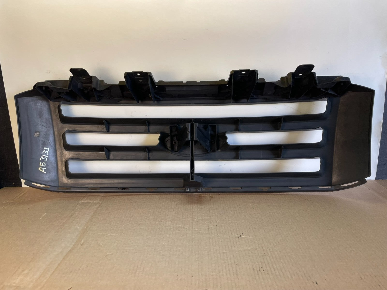 2007 to 2014 Ford Expedition Front Upper Chrome Grill Grille AG3133 DG5