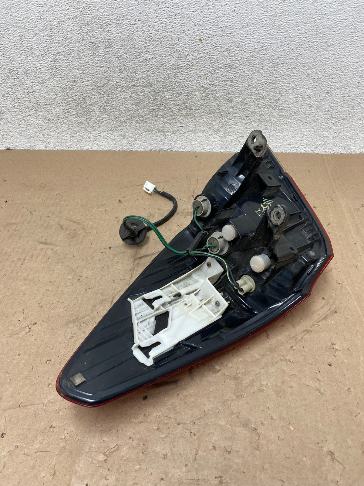 2010-2014 Subaru Outback Wagon Left Driver Lh Side Tail Light AG5311 LK6