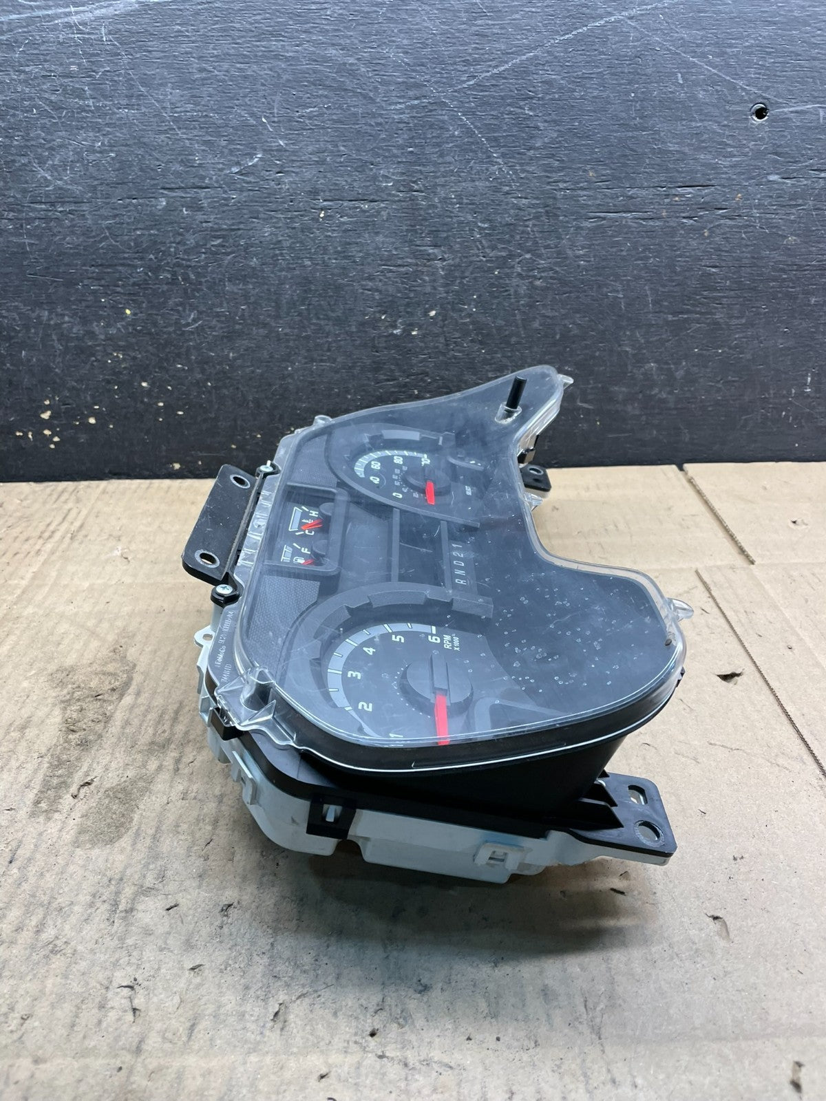 2011 to 2013 Ford E150 E250 E350 VAN Gauge Speedometer Cluster W7180 DG4