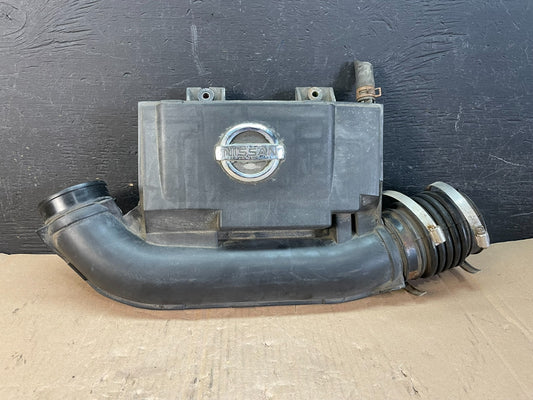 2005-2011 Nissan Pathfinder Xterra 4.0L Air Intake Resonator Box ad8278 DG0
