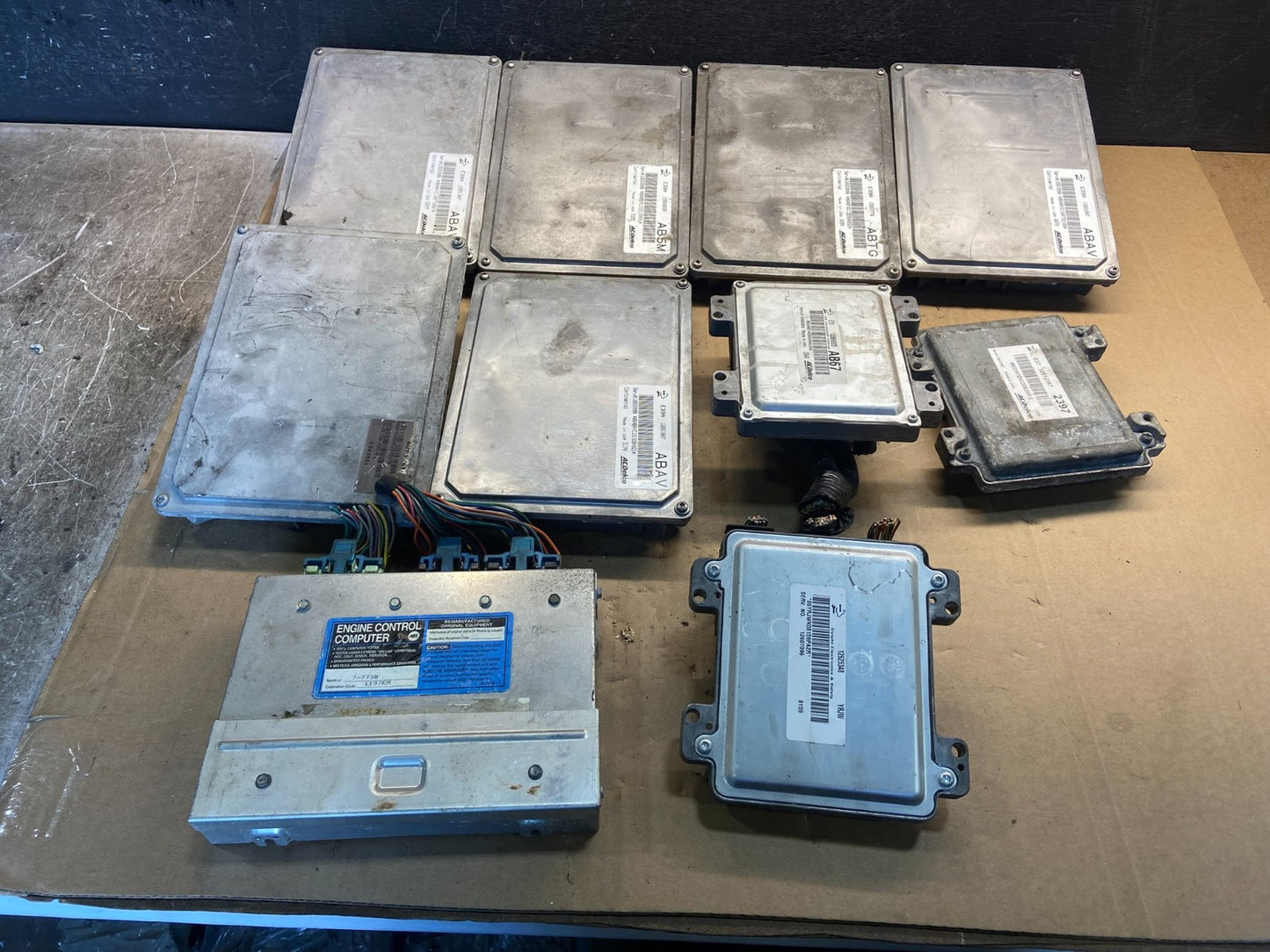 Mix of 10 Chevrolet ECM Engine Computer Module AF93150