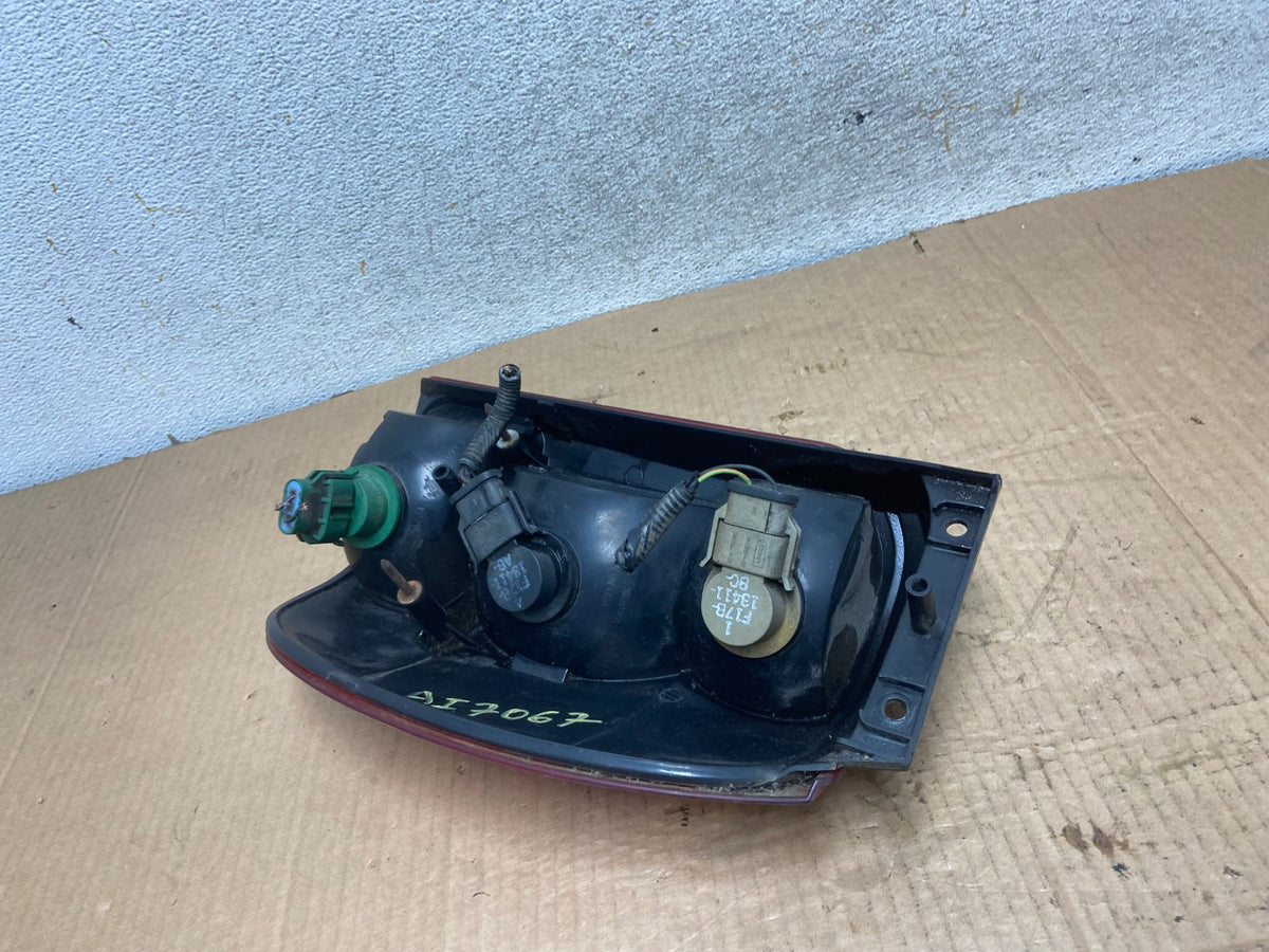 1998 to 2001 Ford Explorer Left Driver Side Tail light AI7067 LK6