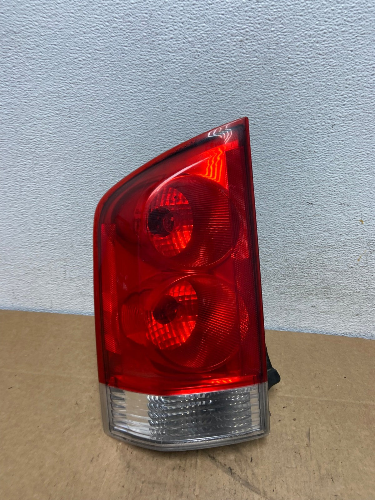 2005 to 2015 Nissan Armada Left Driver Lh Side Tail Light AD6215 LK0