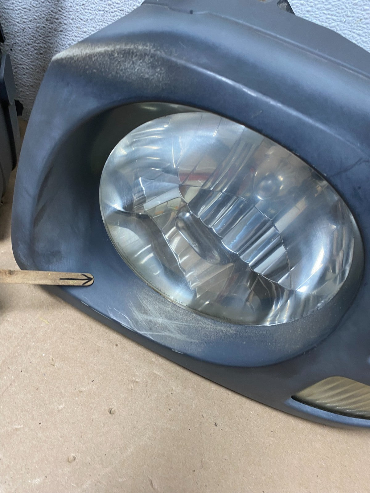 2002 2003 2004 Nissan Xterra Left+Right Side Headlights AE5951 DW6