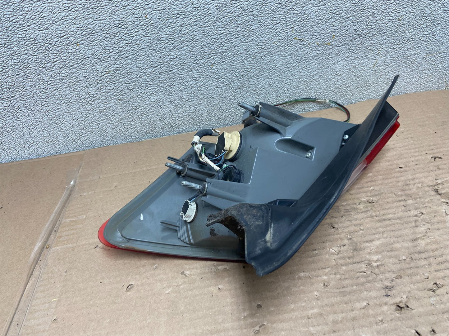 2010 to 2012 Ford Taurus Left Driver Lh Side Tail Light OEM AA9377 LK4