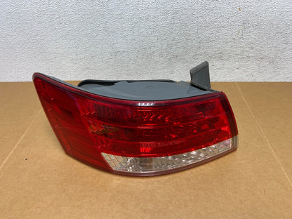 2006 2007 2008 Hyundai Sonata Left Driver Lh Side Tail Light AD8859 DW0