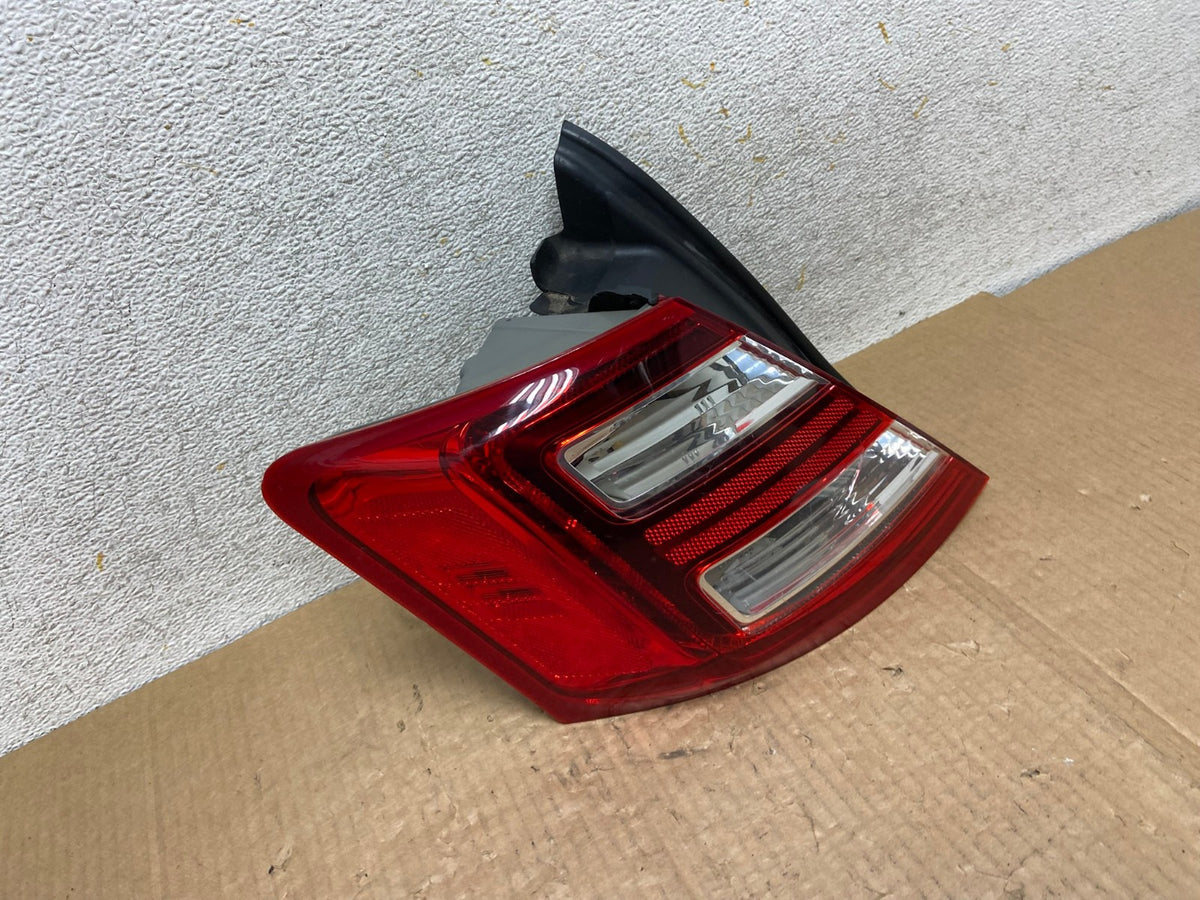 2013-2019 Ford Taurus LED Left Driver LH Side Tail Light AI6667 LK2