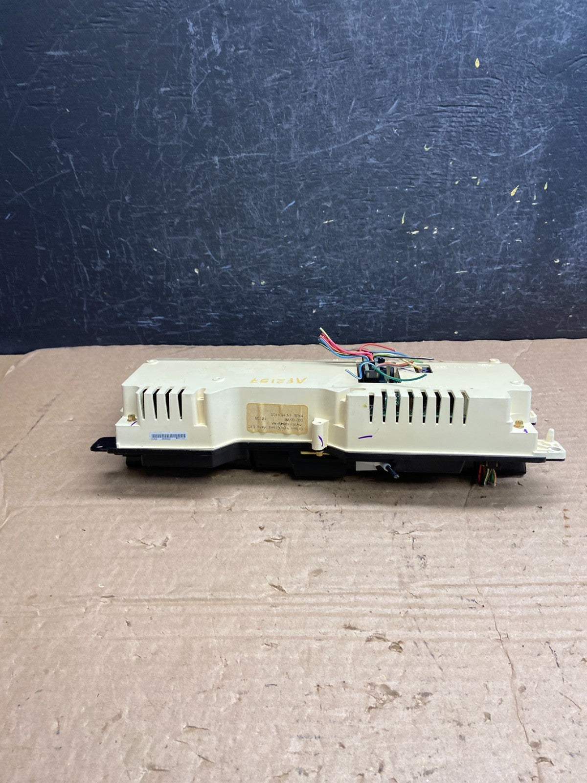 1996 to 1997 Ford Crown Victoria Speedometer Cluster Gauge AF2157 DG4