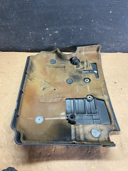 2002 to 2004  Lincoln Navigator 5.4L V8 Engine Motor Cover n9048 DG7