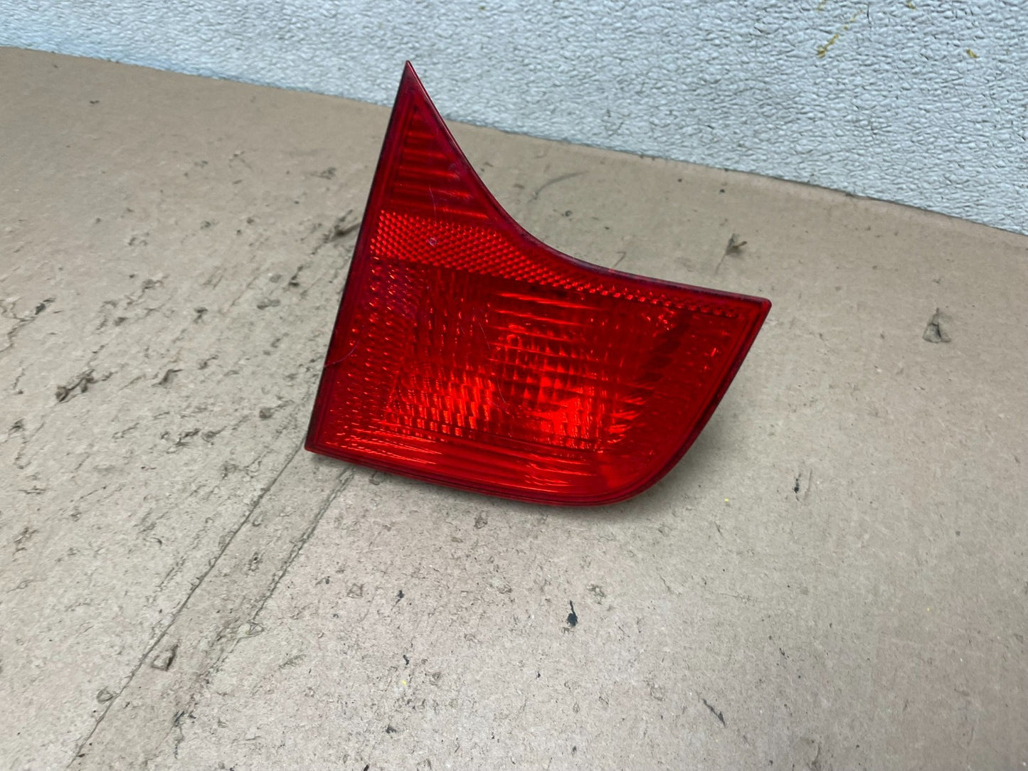 2004 - 2008 Audi A4 Sedan Right Passenger RH Side Inner Tail Light OEM Q4972 DW1