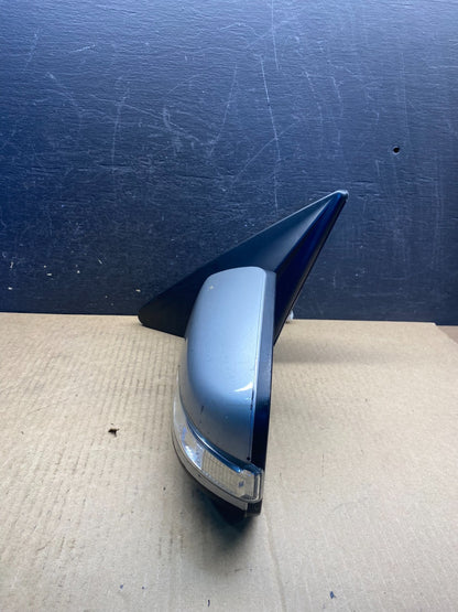 2011 - 2015 Kia Sorento Left Driver Lh Side Door Mirror Turn Signal AG713910