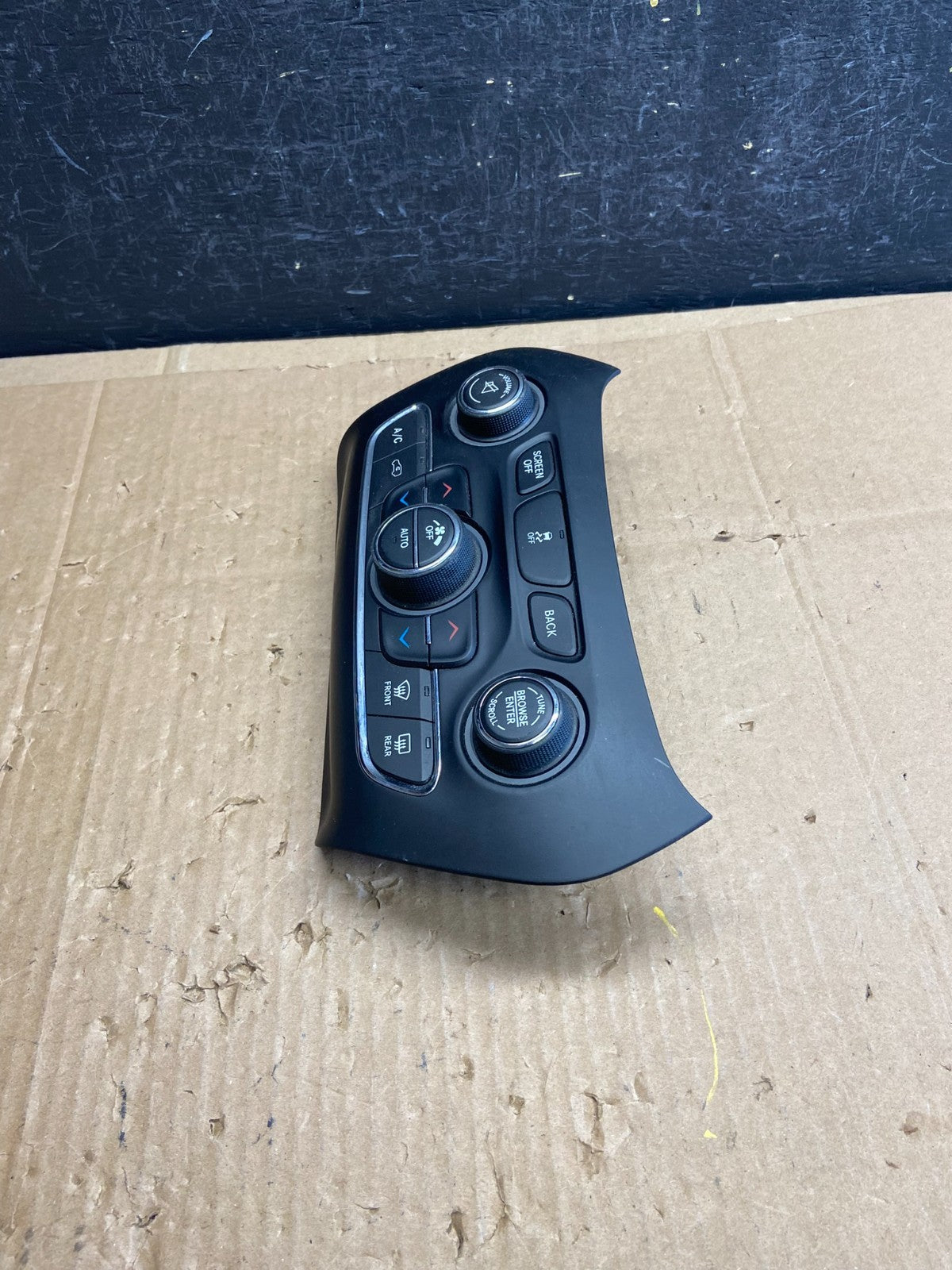 2014 to 2017 Jeep Cherokee Heater Climate Temperature Control AD2289 DG2