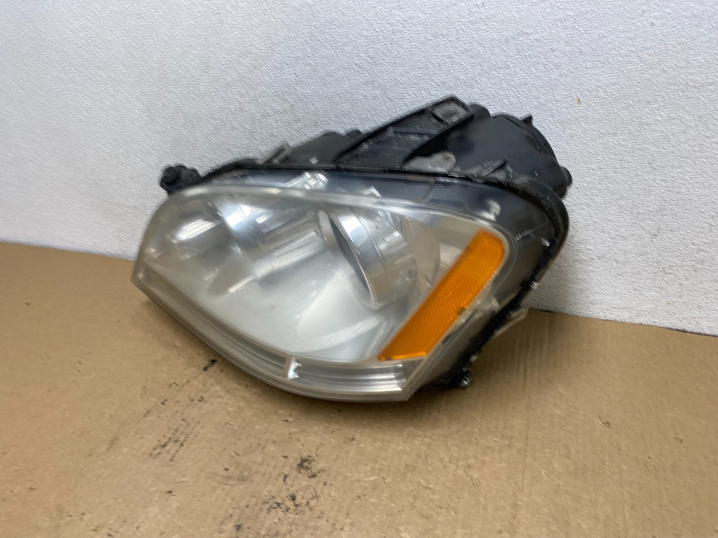Halogen 2006-2009 Mercedes-Benz ML-Class Headlight Left Driver LH AG2208 DW1