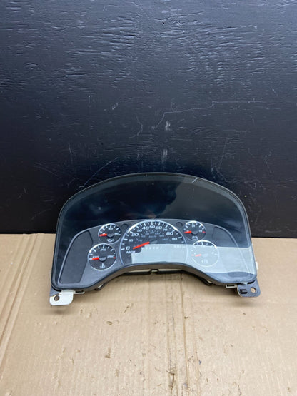 2013 to 2017 Chevrolet Express Speedometer Cluster Gauge AB89040