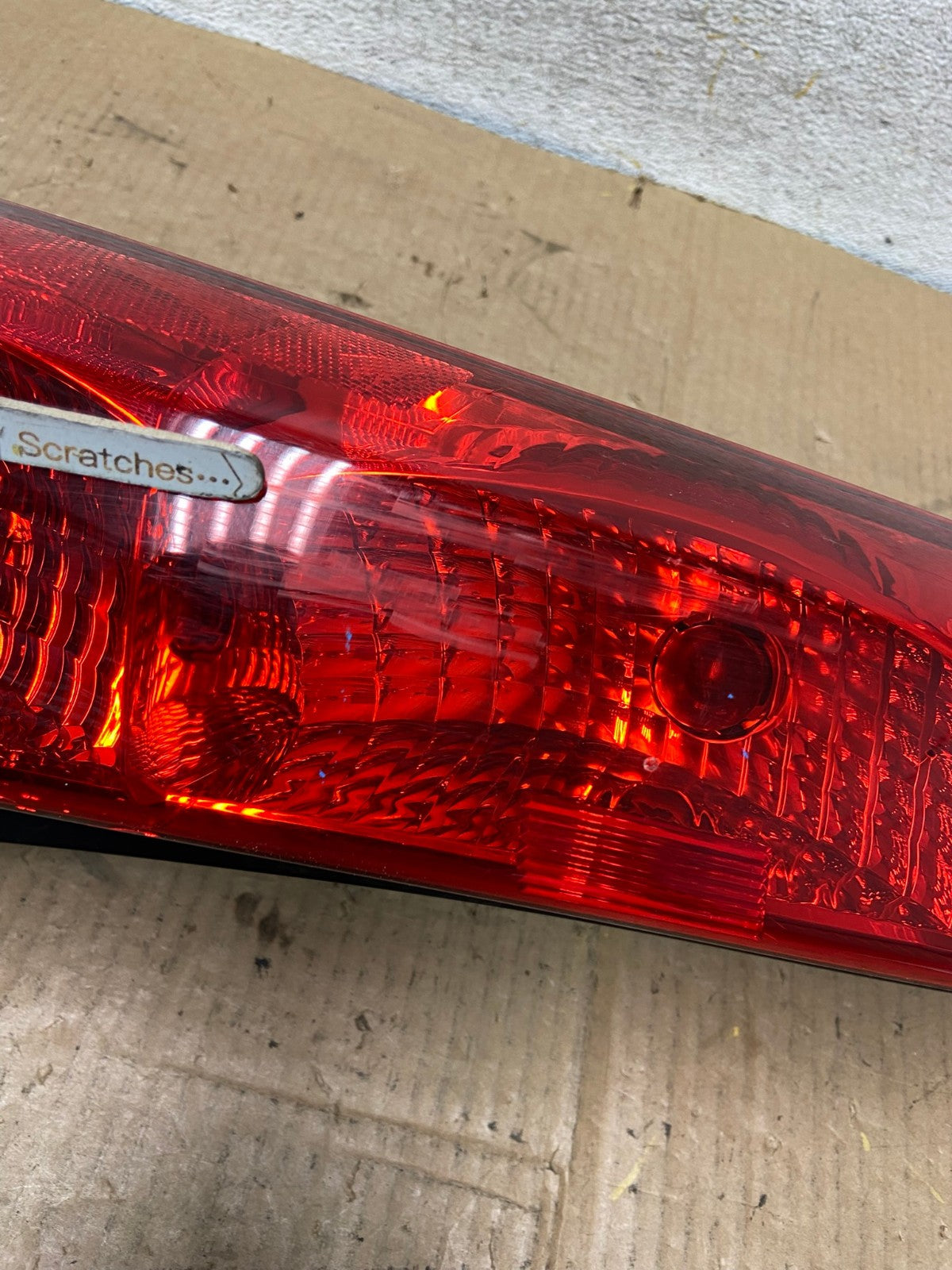 2005 to 2006 Honda Cr-v Crv Left Driver LH Tail Light AI8040 LK3