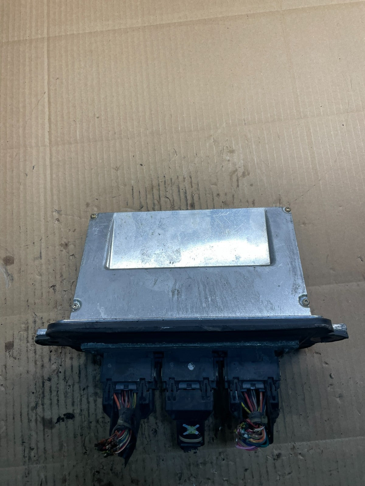 2004 Ford Explorer Engine Control Unit ECU Computer Module x8808 DG2