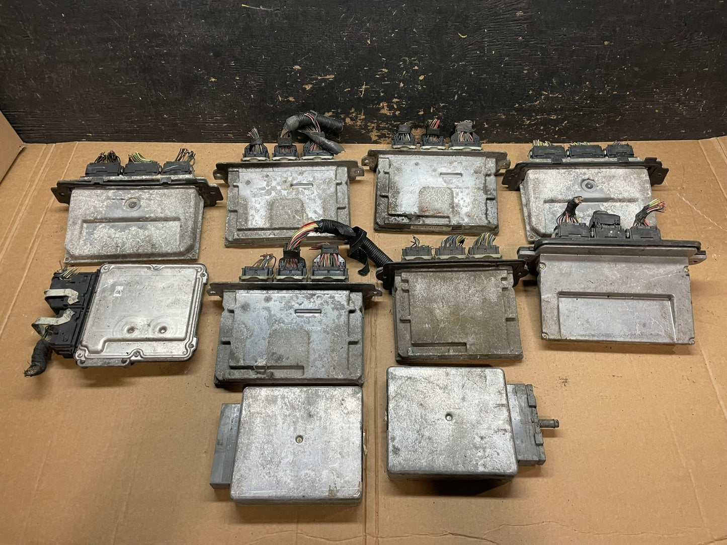 Mix of 10 Ford ECM Engine Computer Module Z5724 PS1