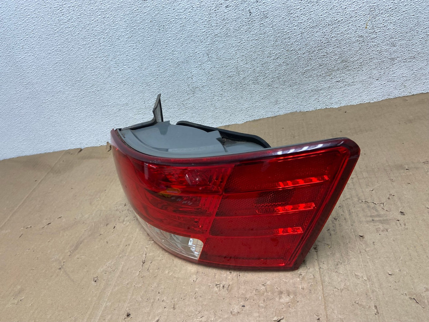 2006 2007 2008 Hyundai Sonata Right Passenger Rh Side Tail Light AE9359 LK1