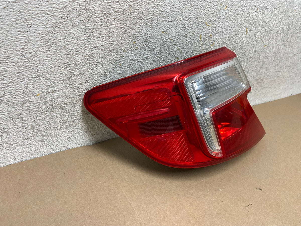 2012 2013 2014 Toyota Camry Left Driver LH Side Tail Light AH6642 LK1