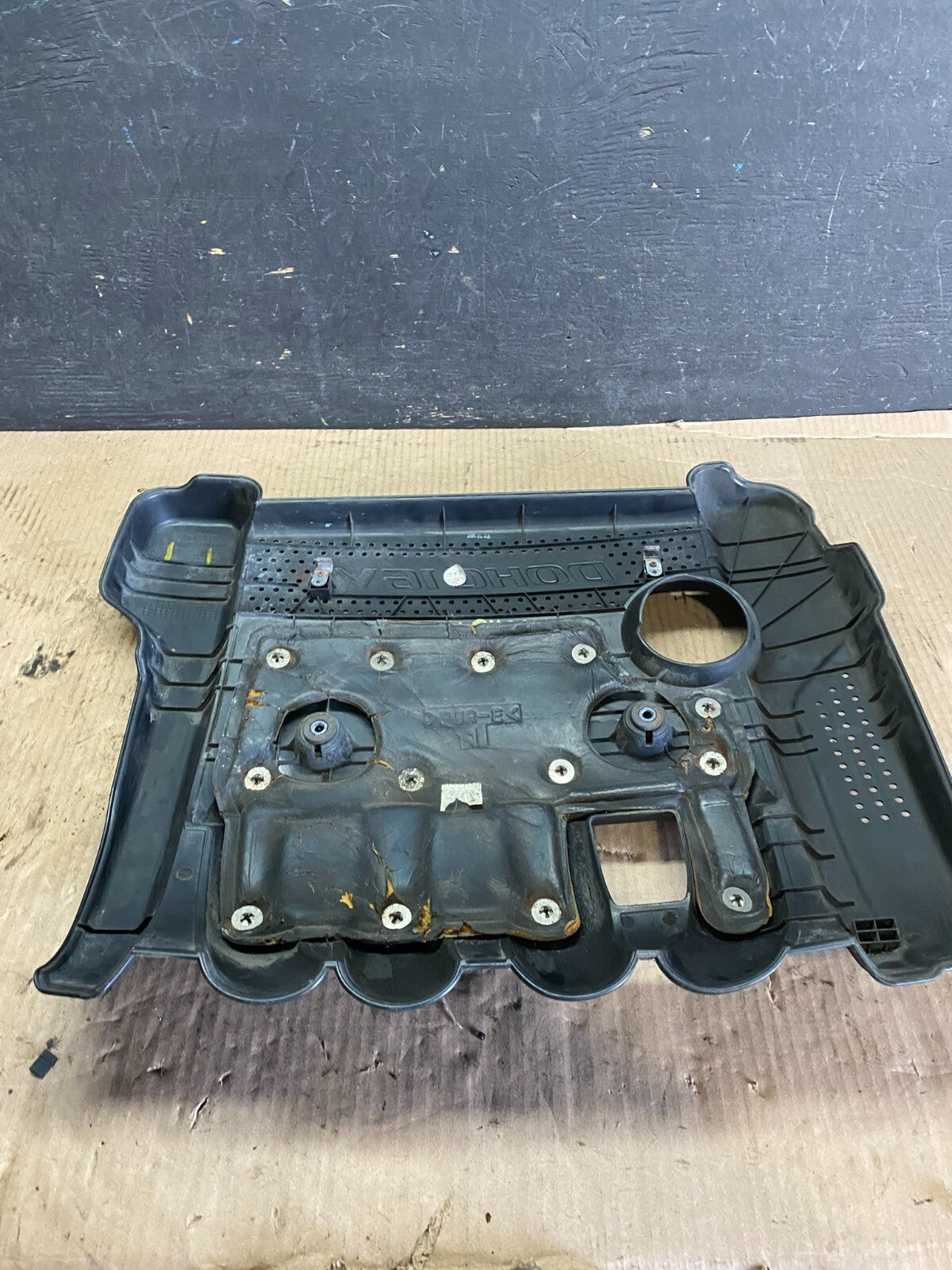 2004 2005 2006 Kia Optima Engine Motor Cover L9451 PS4