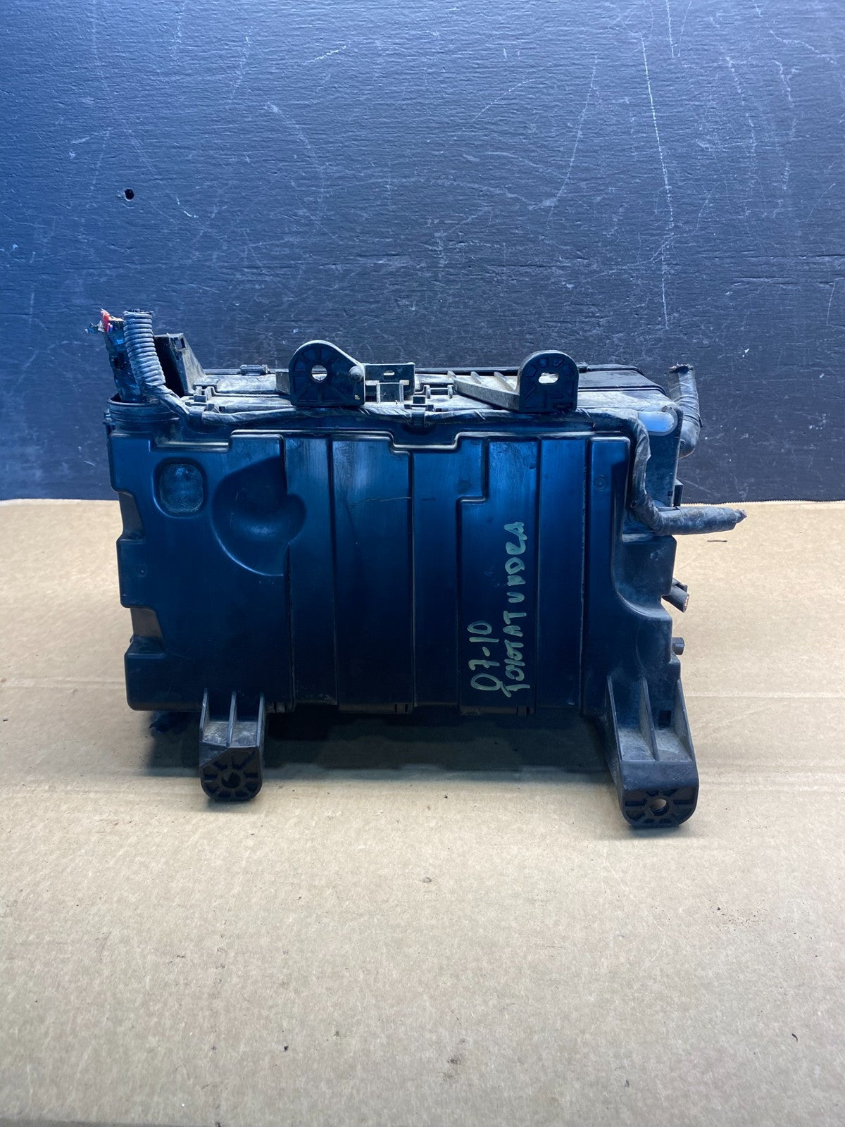 2007 to 2010 Toyota Tundra Under Hood Fuse Box Relay AF7608 DG6