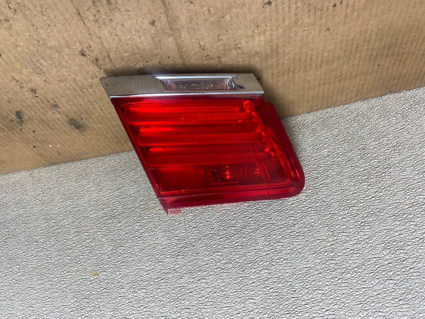 2009-2012 BMW 7-Series F01 F02 750i 750Li Left Driver Inner Tail Light AA6856 DW0