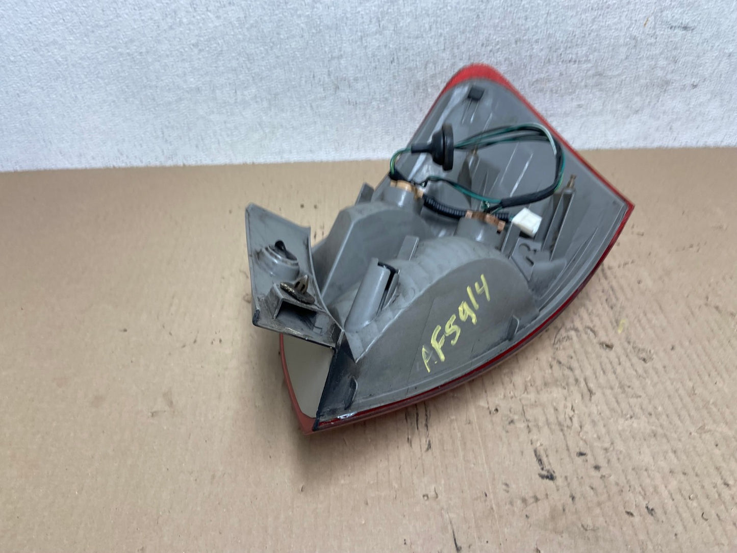 2008 to 2015 Nissan Rogue Left Driver Lh Side Tail Light AF5914 LK4
