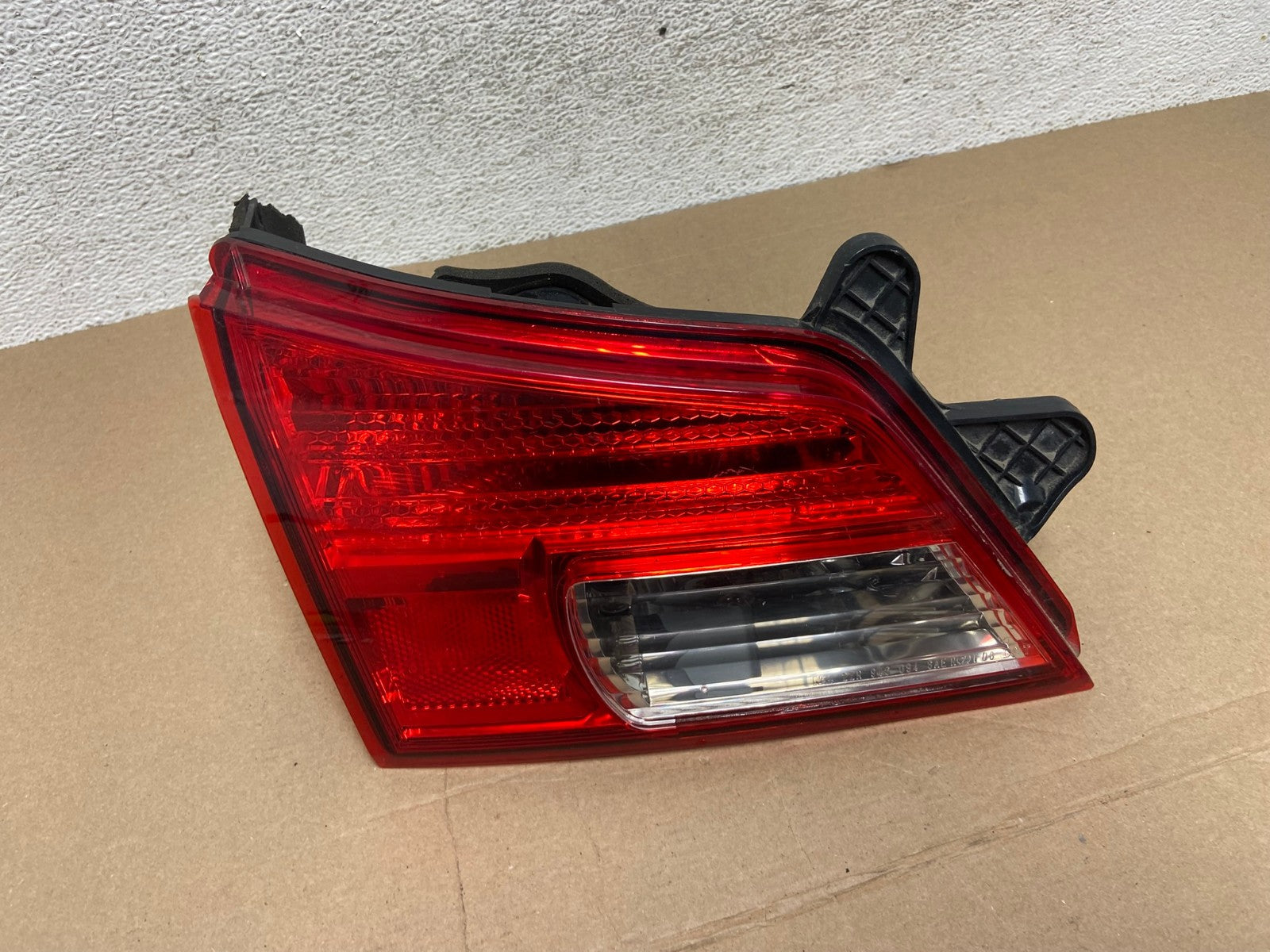 2010-2014 Subaru Outback Left Driver Lh Side Inner Tail Light AF4344 LK0