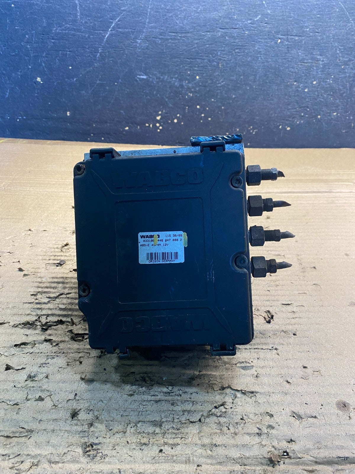 Wabco ABS Pump Hydraulic W/ Module P/N 4460470002 aa33280