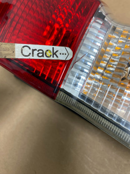 2010-2018 Mercedes Sprinter Right Passenger Rh Tail Light O7581 DW8