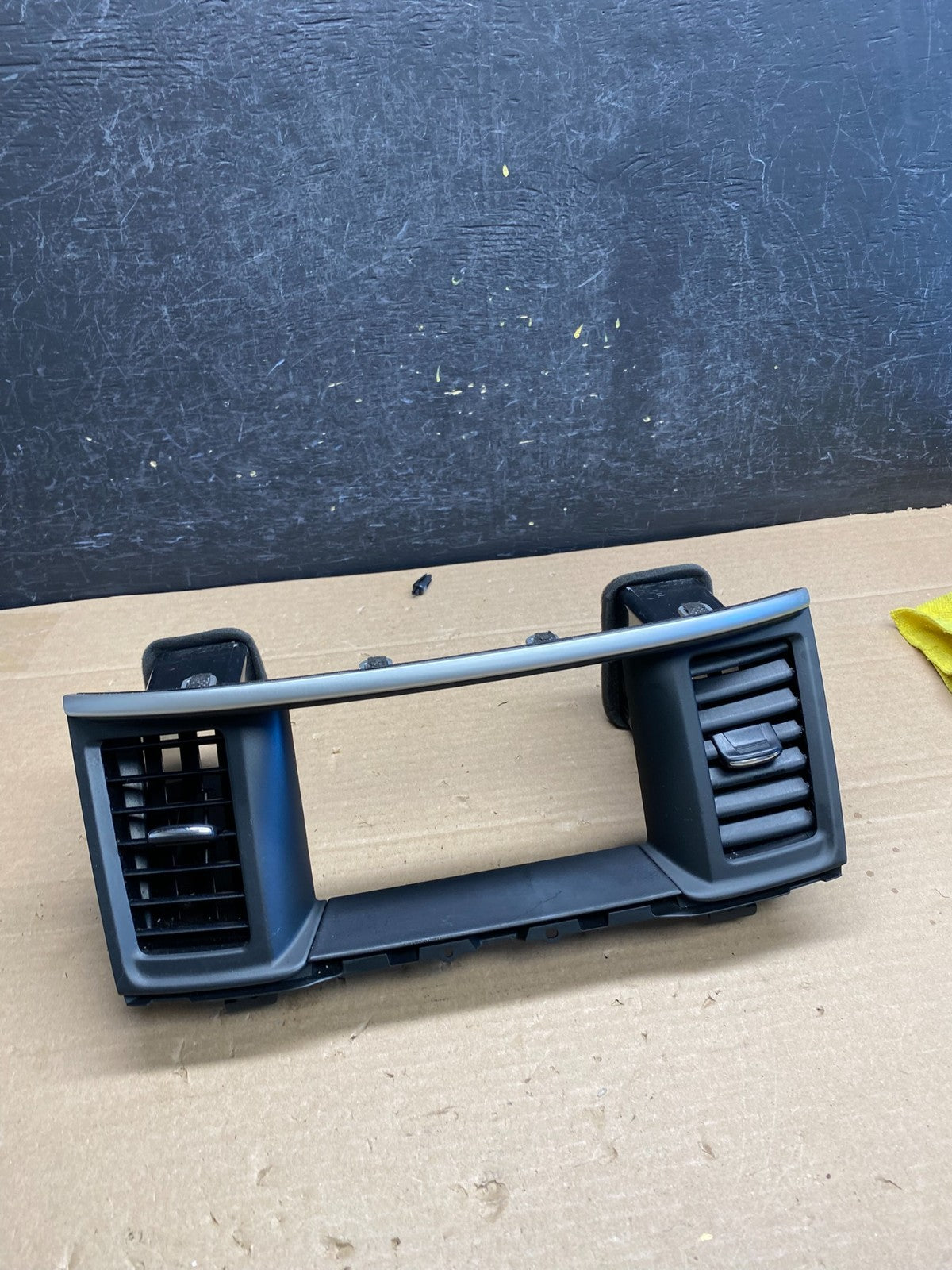 2013 to 2020 Nissan Pathfinder Center Dash Radio Trim Bezel Surround AG5216 DG0