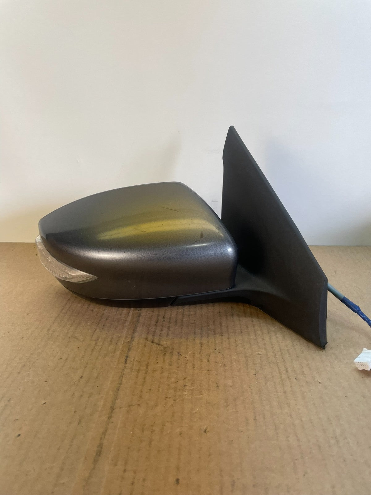 2013 to 2019 Nissan Sentra Right Passenger Side Door Mirror AF5514 DW0