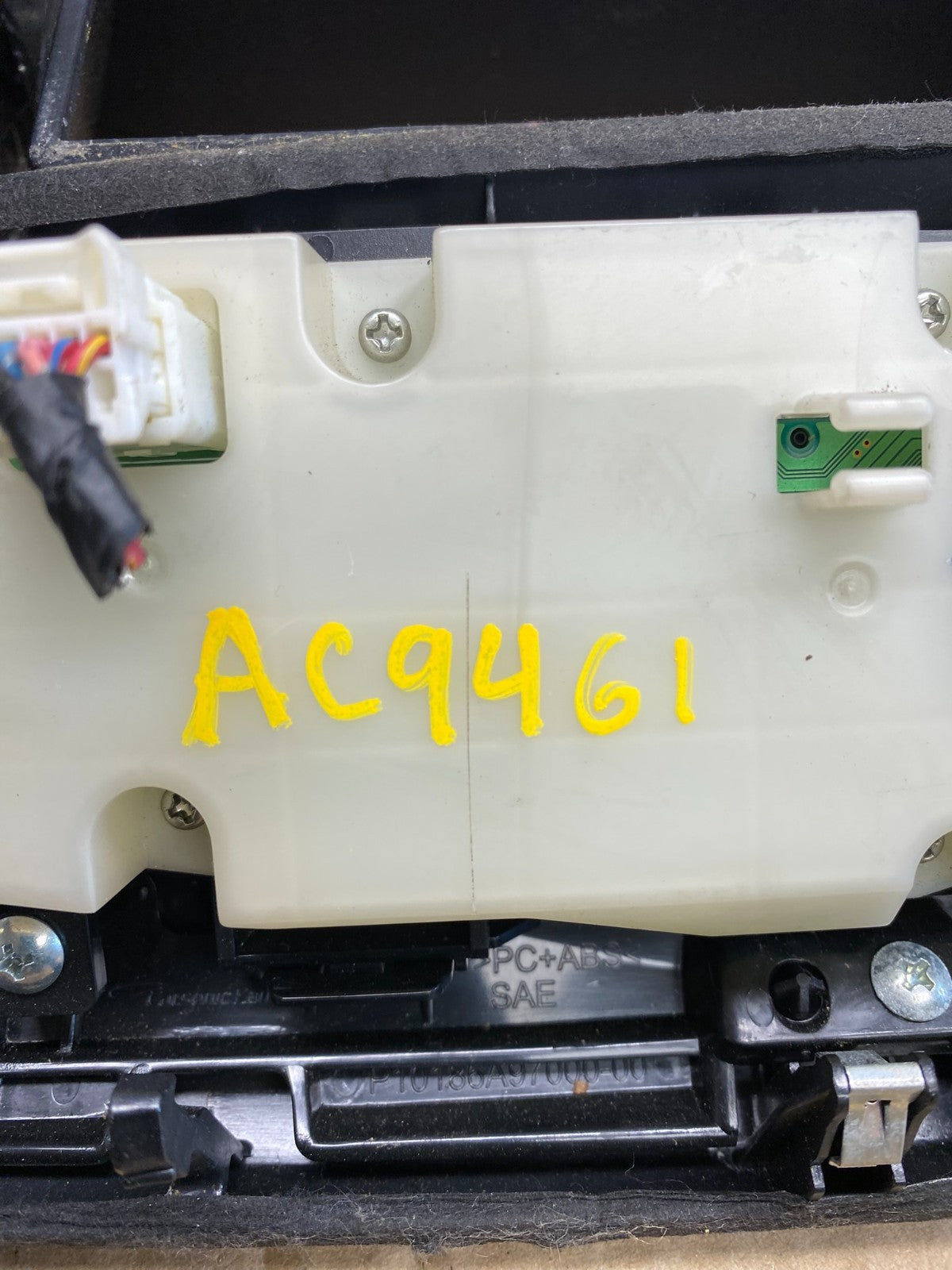 2009-2014 Nissan Maxima Center Console Climate Control Radio Bezel AC9461 DG6