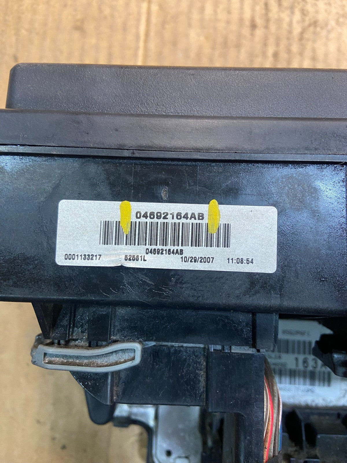 2008 Jeep Grand Cherokee Fuse Box Relay Panel Body Control Module BCM z0842 DG6