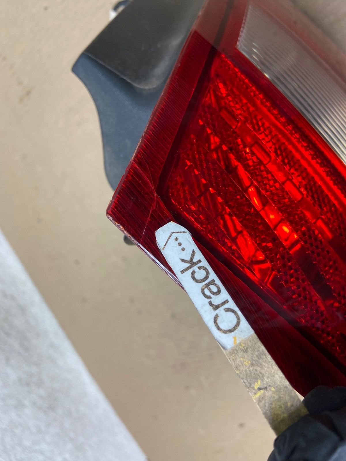2005 2006 2007 Ford Five Hundred Left Driver Lh Side Tail Light AH5769 LK4