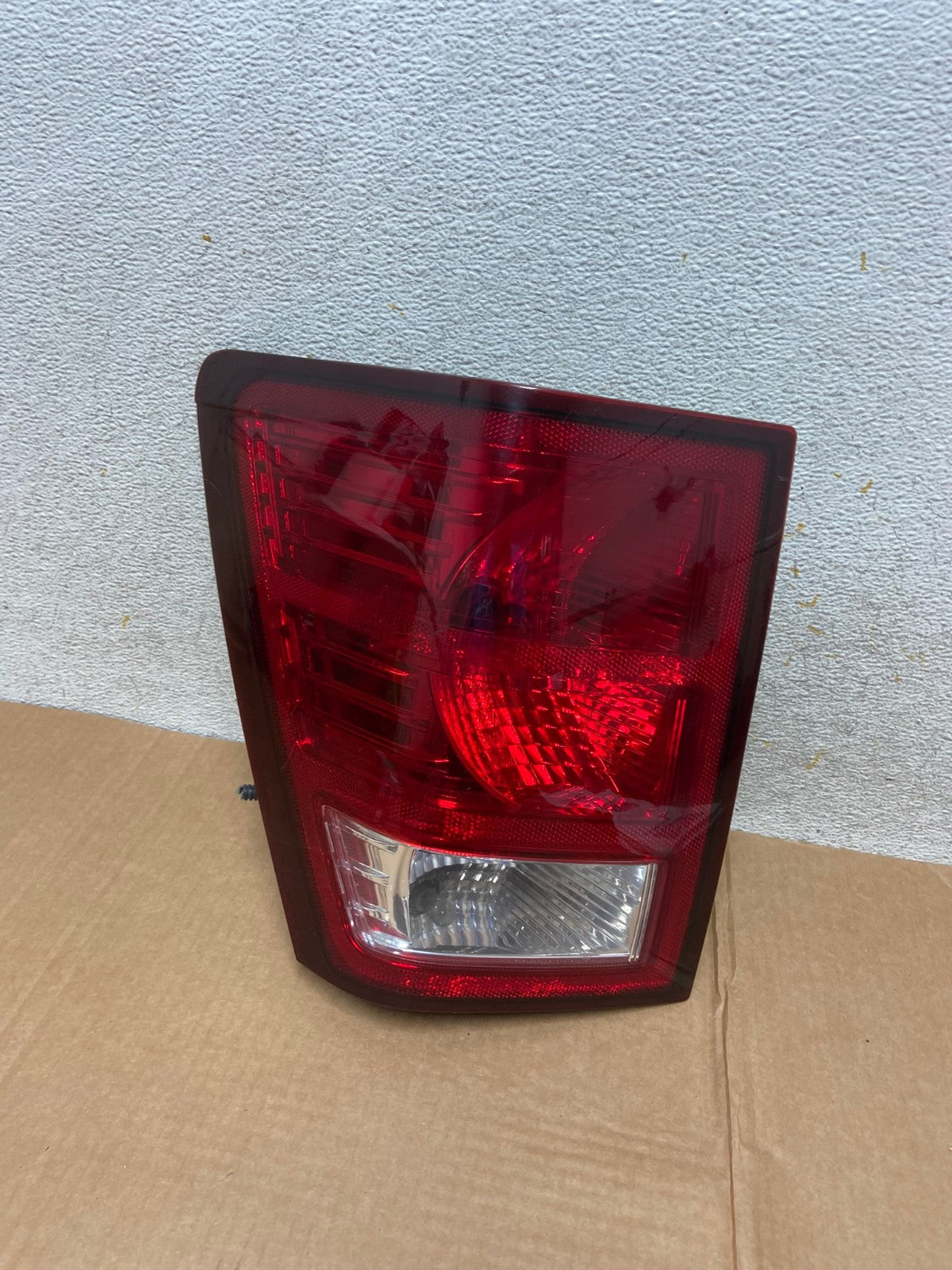 2007 to 2010 Jeep Grand Cherokee Left Driver Lh Tail Light AI3731 LK0