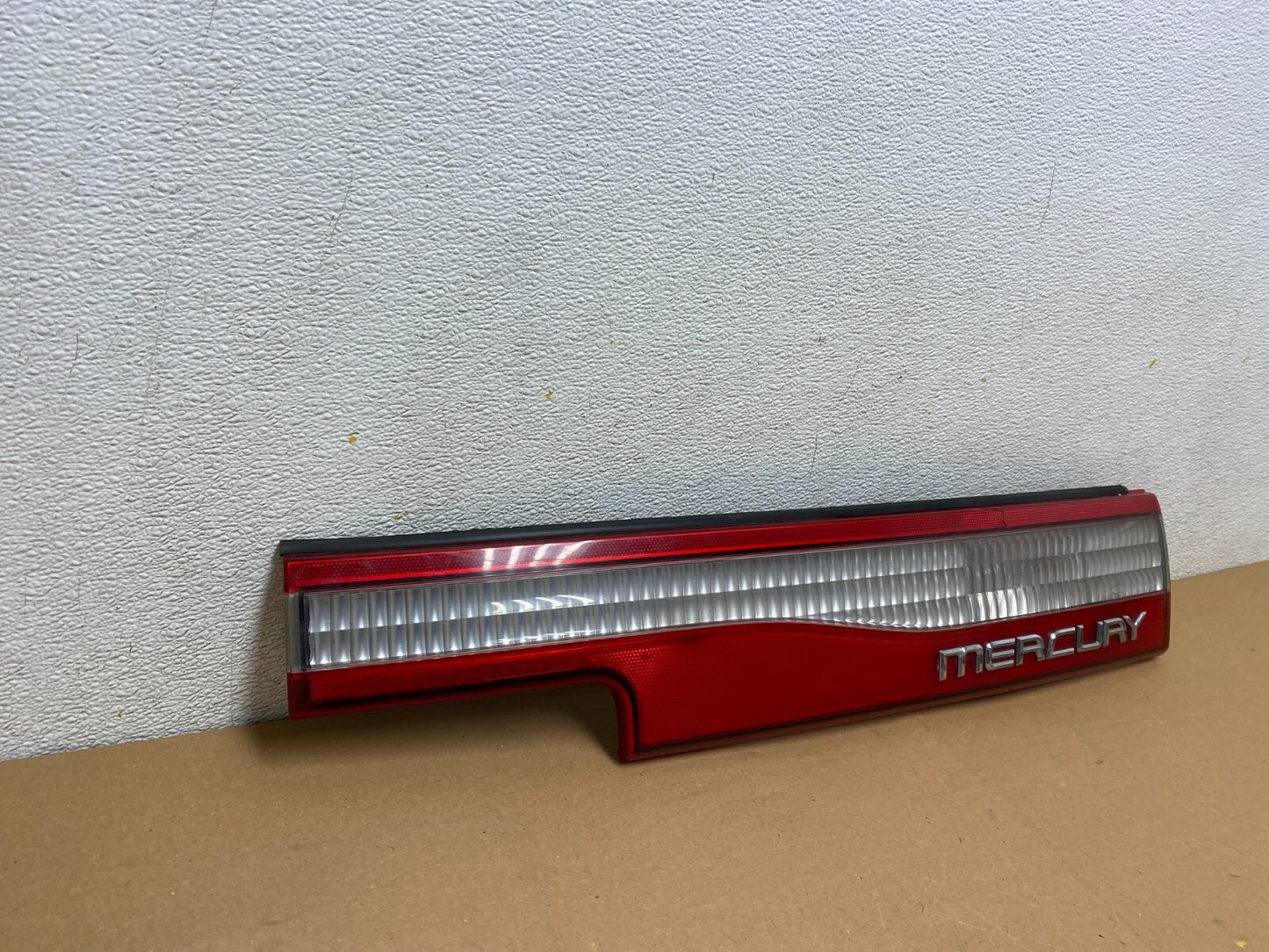 1996 to 1998 Mercury Villager Right Passenger Side Inner Tail Light OEM H0959 KC2