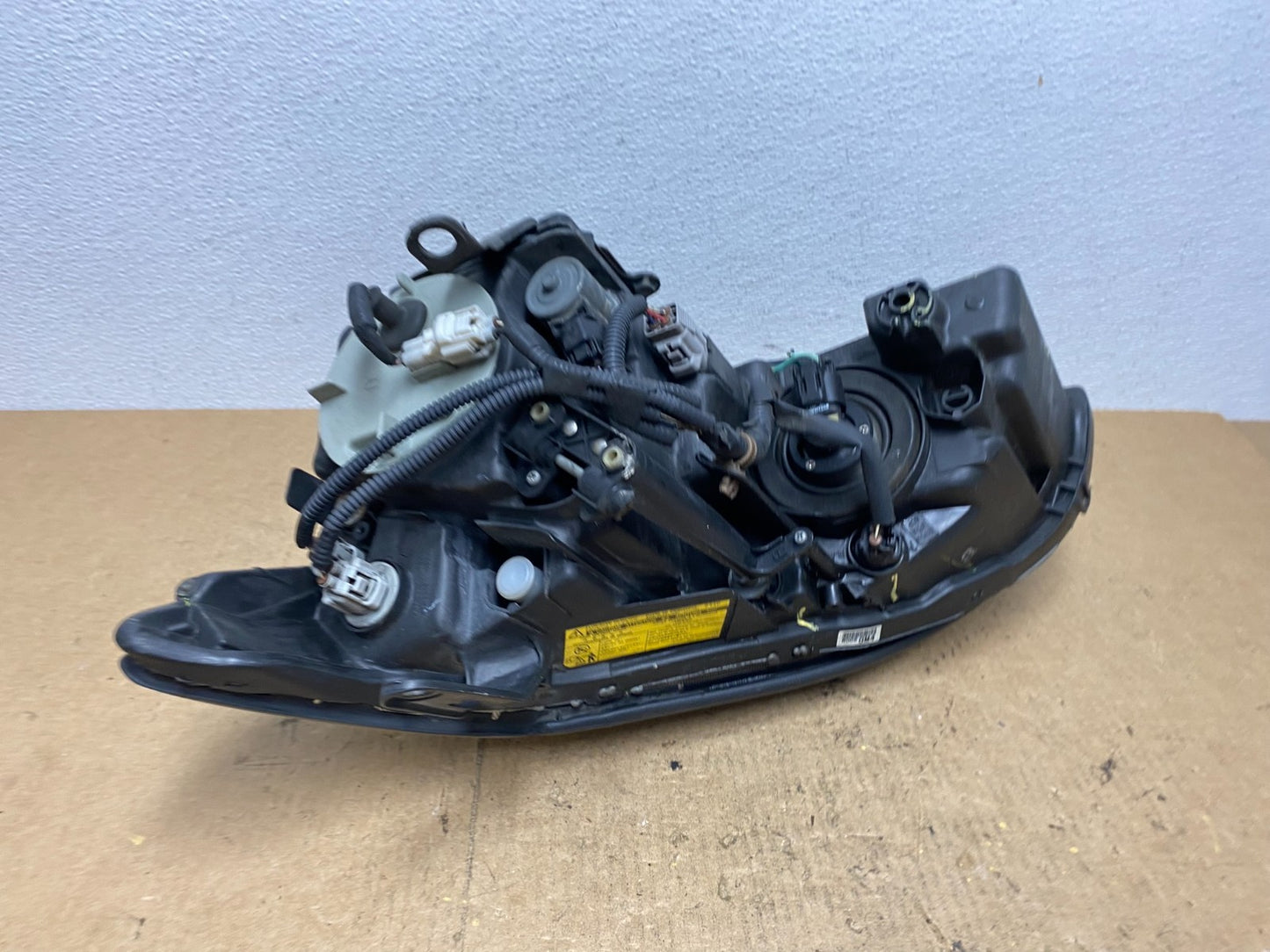 2004 - 2009 Lexus RX330 RX350 Xenon Right Passenger Side Headlight OEM AC3631 DW10