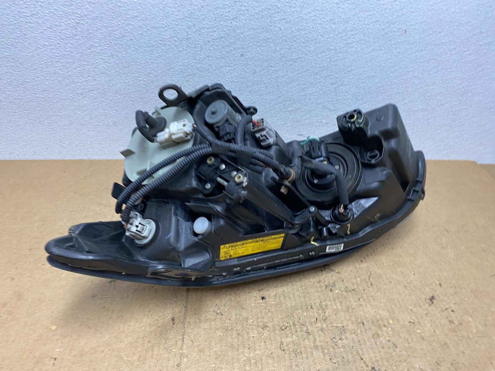 2004 - 2009 Lexus RX330 RX350 Xenon Right Passenger Side Headlight OEM AC3631 DW10