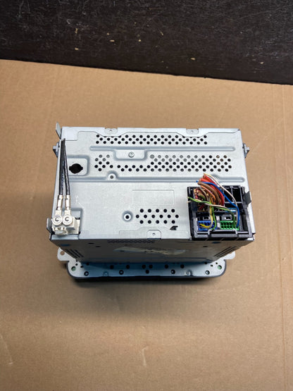 2011 to 2014 Volkswagen Passat Jetta Radio CD Player AM/FM AG1536 DG5