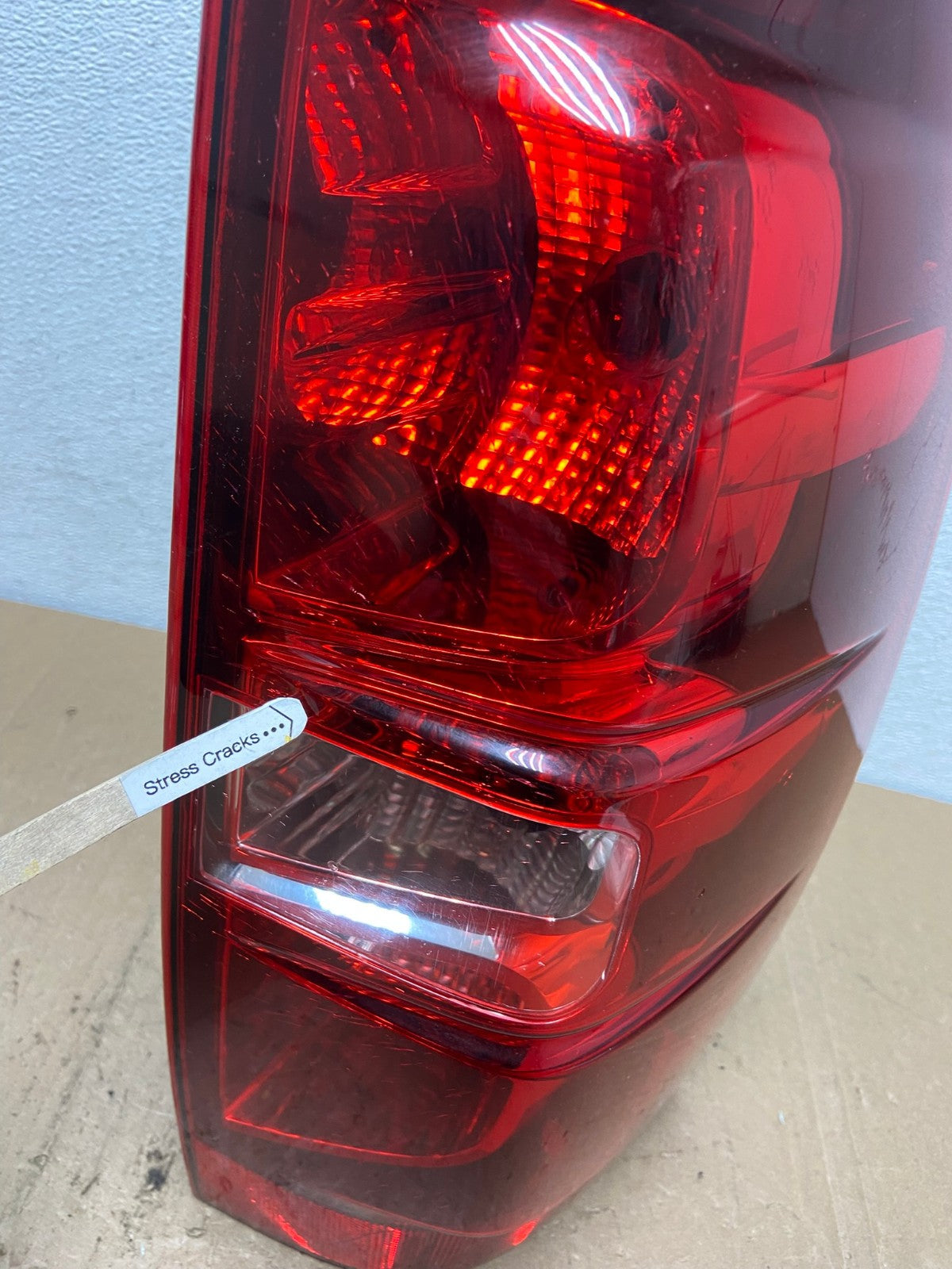 2008-2014 Chevrolet Tahoe Suburban Right Passenger Rh Tail Light AC5938 LK4