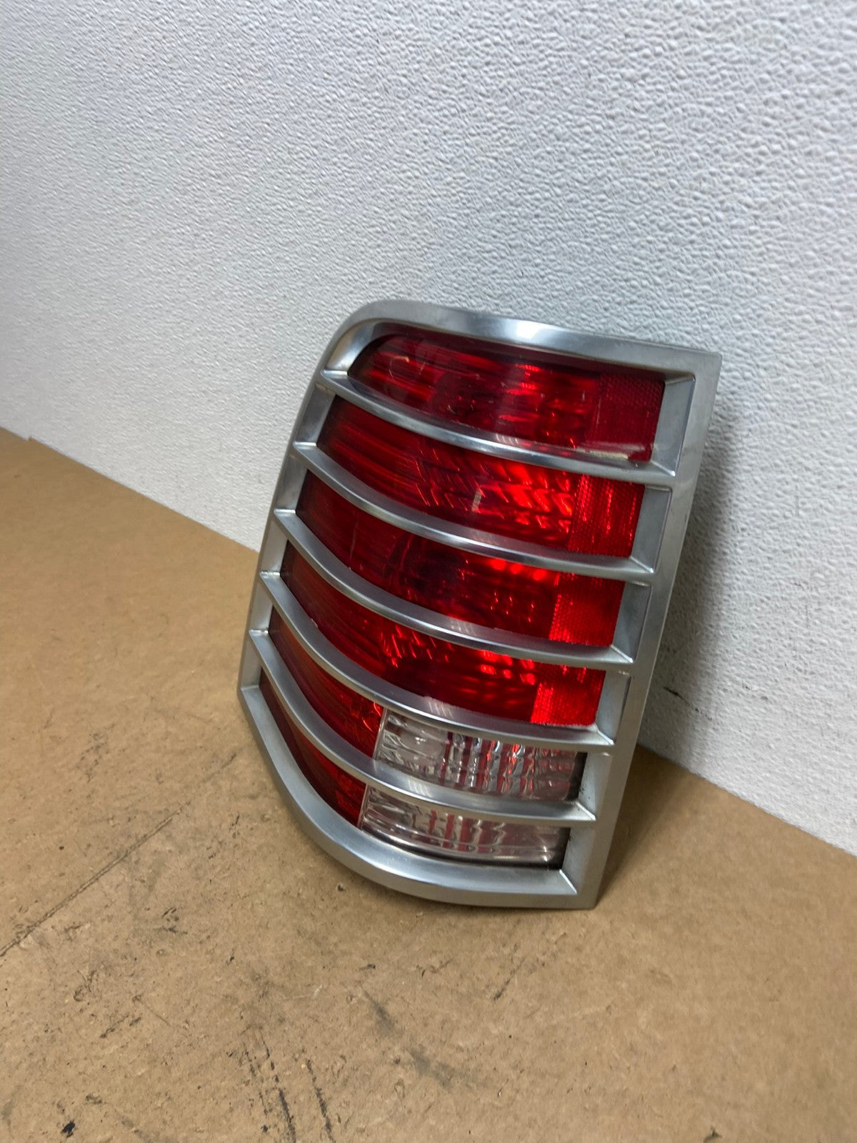 2002 to 2005 Mercury Mountaineer Left Driver Lh Side Tail Light Oem AC3489 LK1