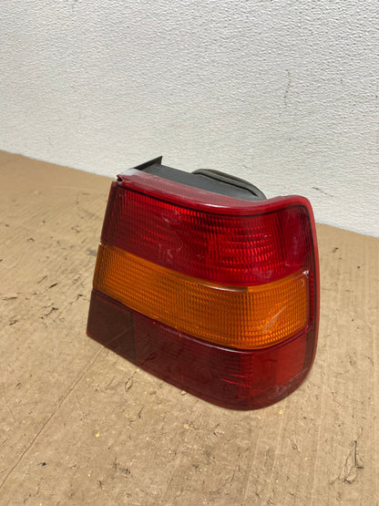 1991 to 1995 Volvo 940 960 Right Passenger RH Side Tail Light Oem AC0278 LK0